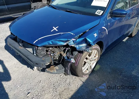 2017 Volkswagen Jetta 1.4T S z USA, uszkodzony, nr VIN 3VW2B7AJ9HM348176